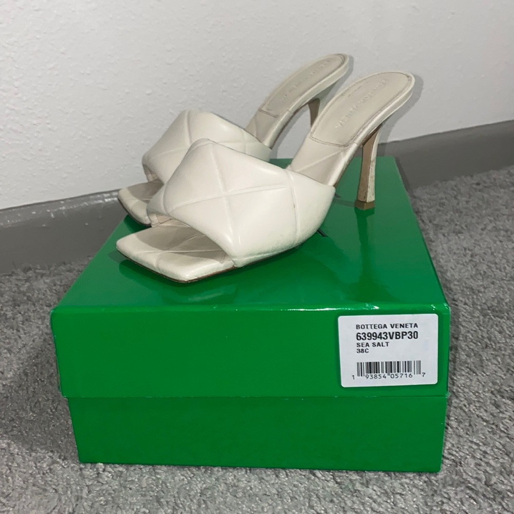 Bottega Veneta Sea Salt Heels